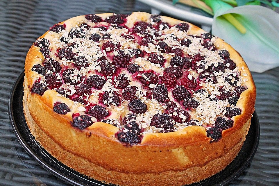 Käsekuchen mit Brombeeren