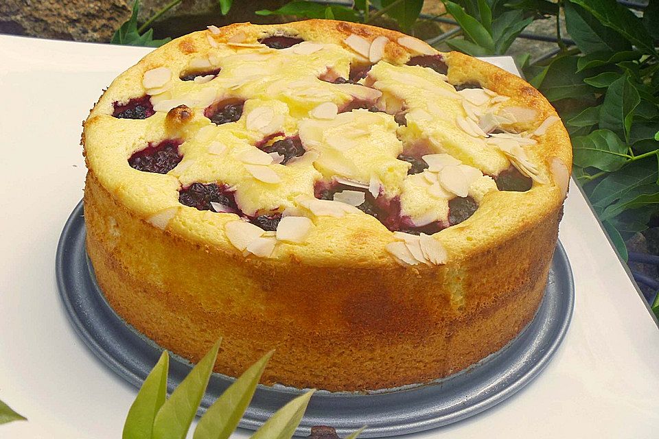 Käsekuchen mit Brombeeren