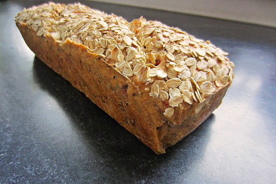 Gewürzbrot mit Kräutern