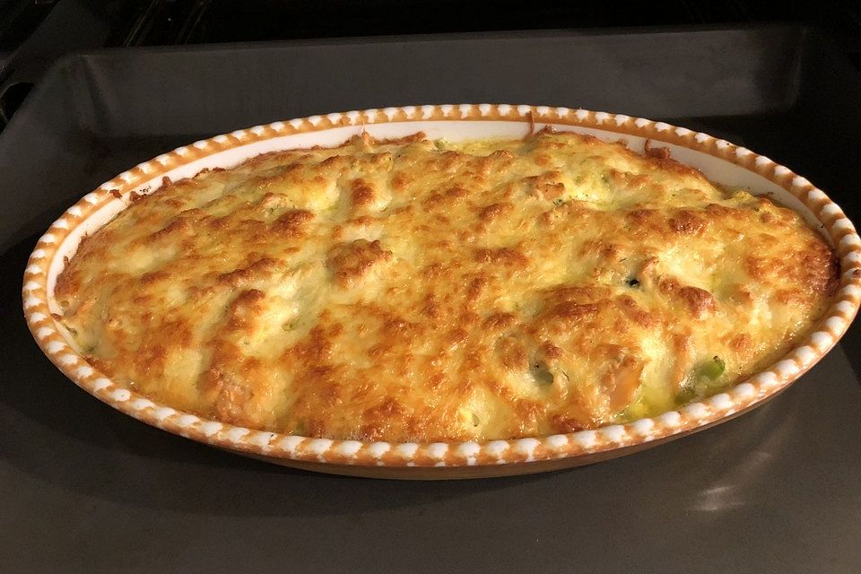 Brokkoli-Räucherlachs-Gratin