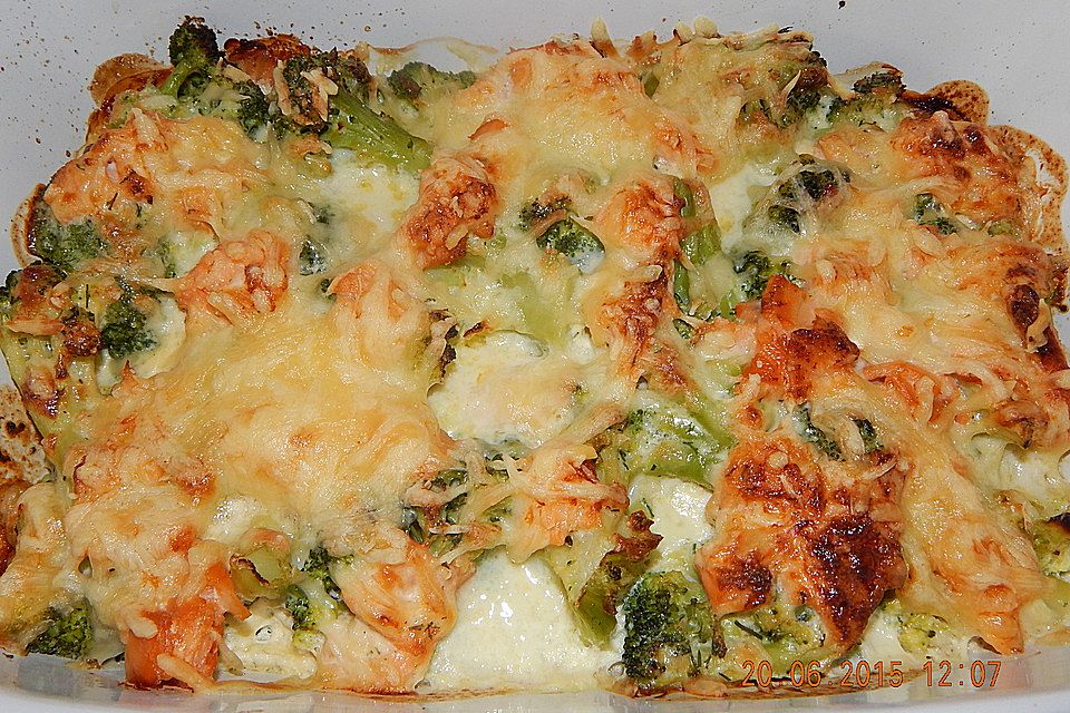 Brokkoli-Räucherlachs-Gratin