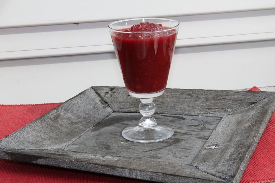 Rote  Bete-Smoothie mit Apfel