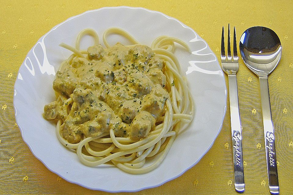 Rahm - Ragout mit Spaghetti