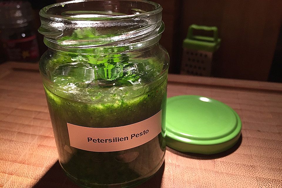 Petersilien-Pesto