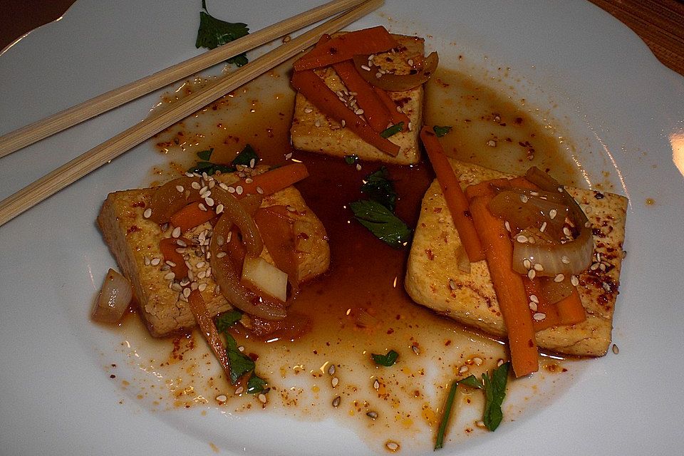 Koreanischer Chili-Tofu