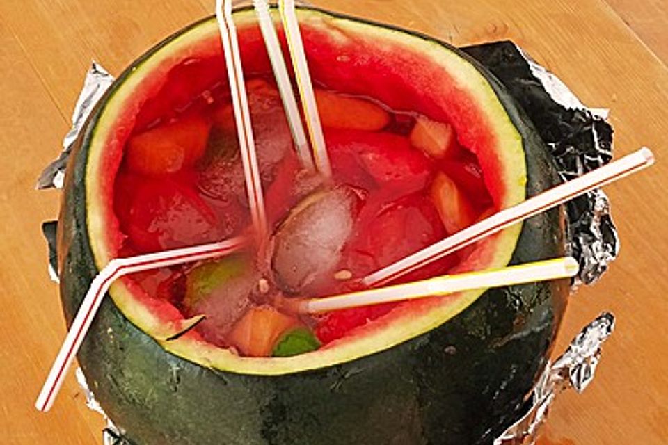 Wein-Rum Melonenbowle