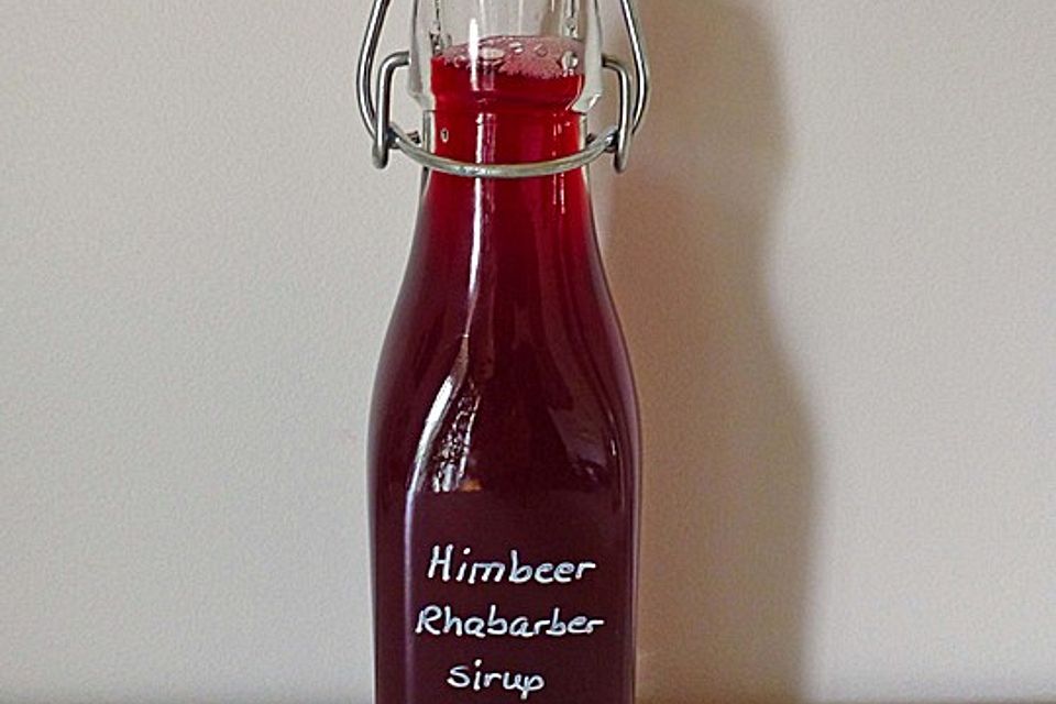 Himbeer-Rhabarber-Sirup