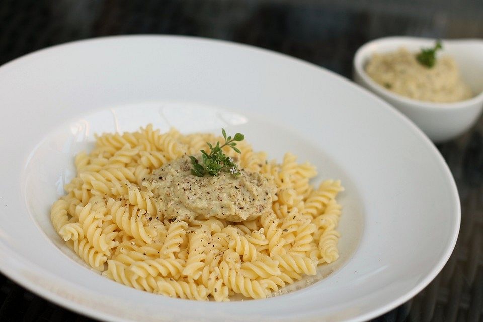 Spaghetti mit Artischocken-Pesto