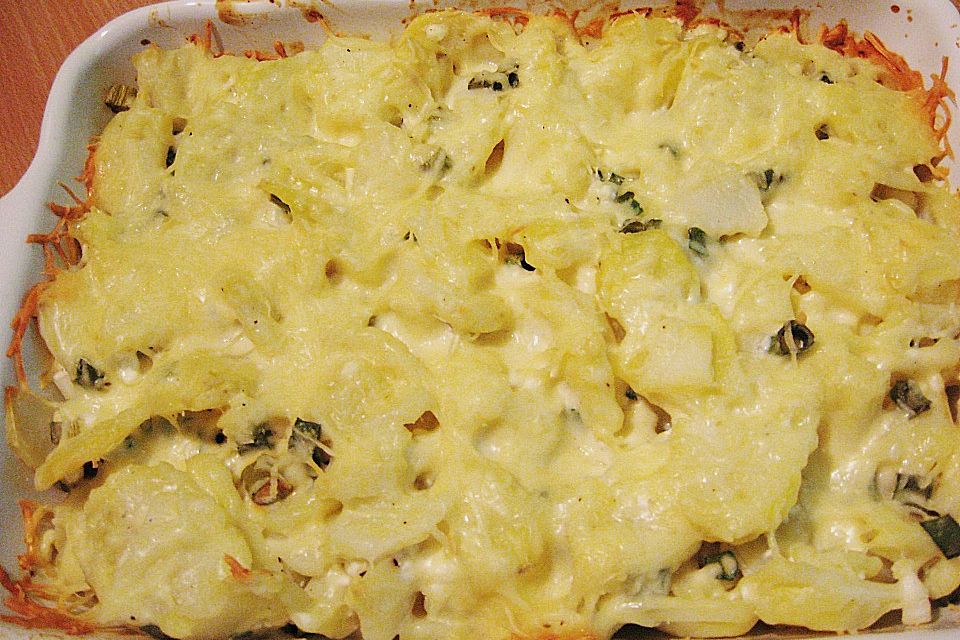 Kartoffel - Gratin mit Hüttenkäse