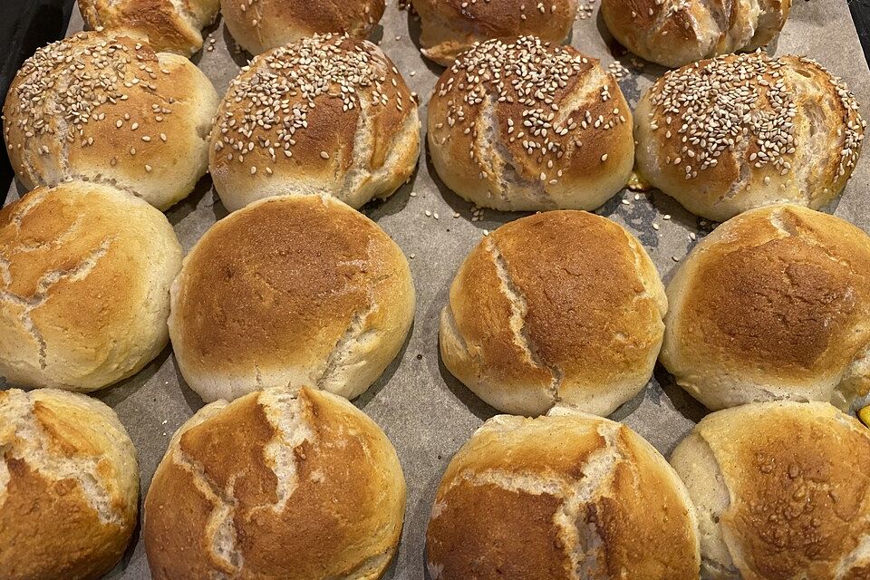 Glutenfreie Frühstücksbrötchen