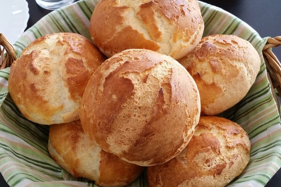 Glutenfreie Frühstücksbrötchen