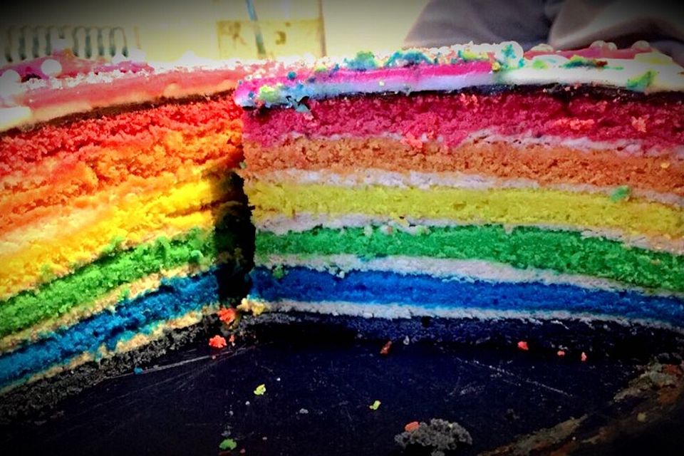 Regenbogenkuchen