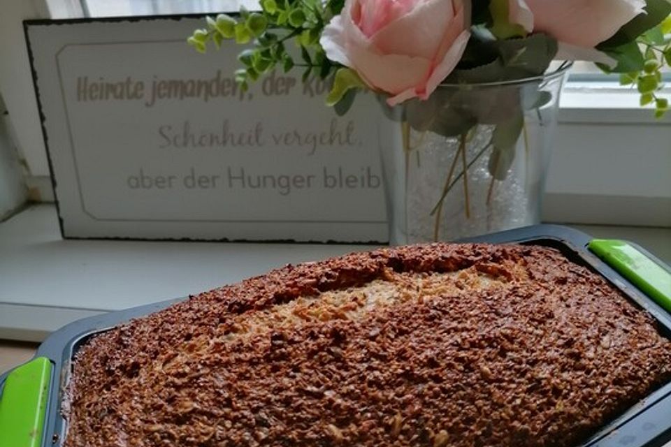 Eiweißbrot mit Sonnenblumenkernen