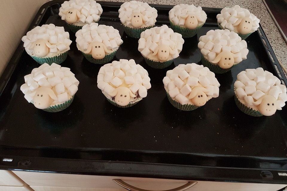 Cupcakes in Schaf-Form