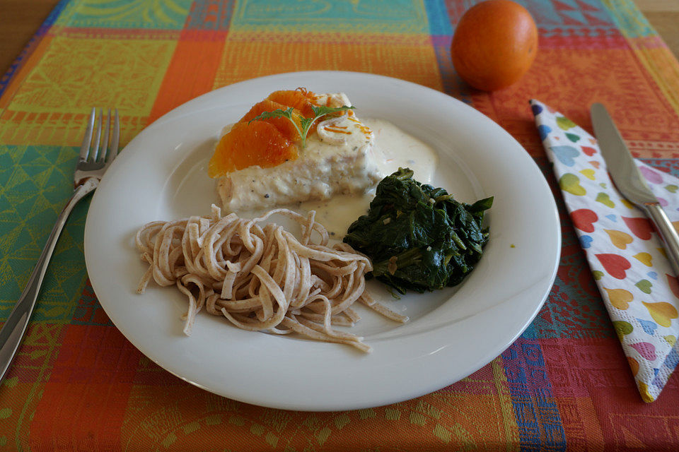 Lachs in pikanter Orangensauce