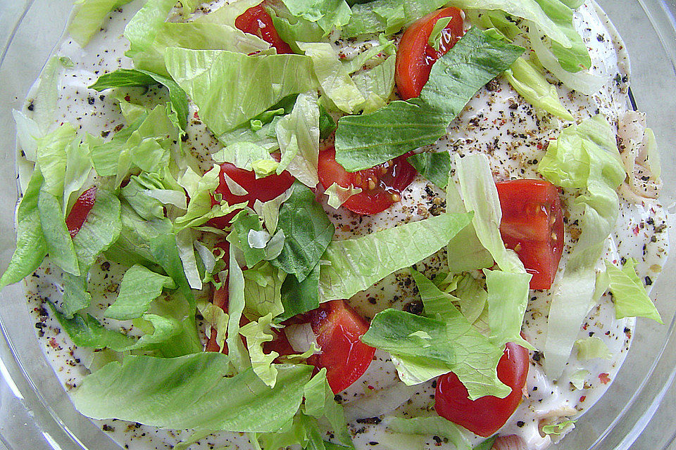 Eisberg Schichtsalat mit Putenbrust