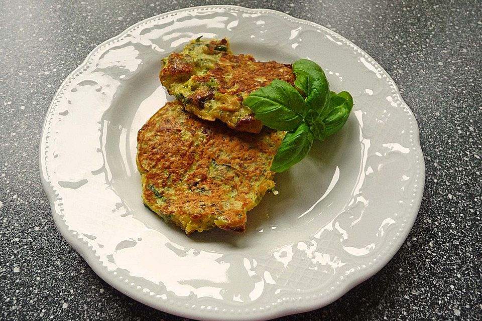 Zucchini-Brot-Puffer