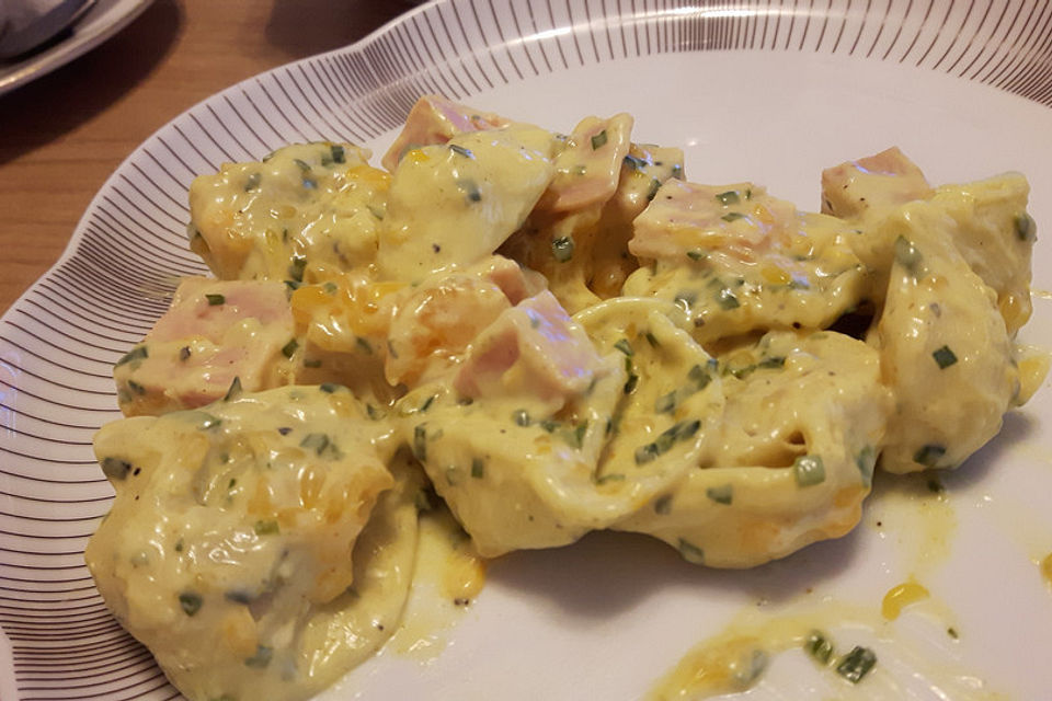 Tortellinisalat mit Mandarin-Orangen