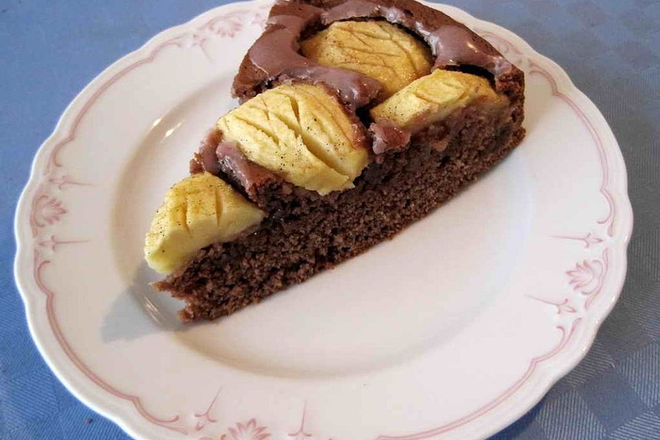 Apfel trifft Schokokuchen