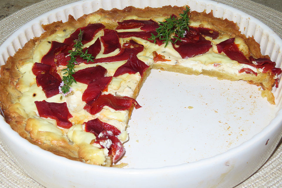 Paprika-Ziegenfrischkäse-Tarte