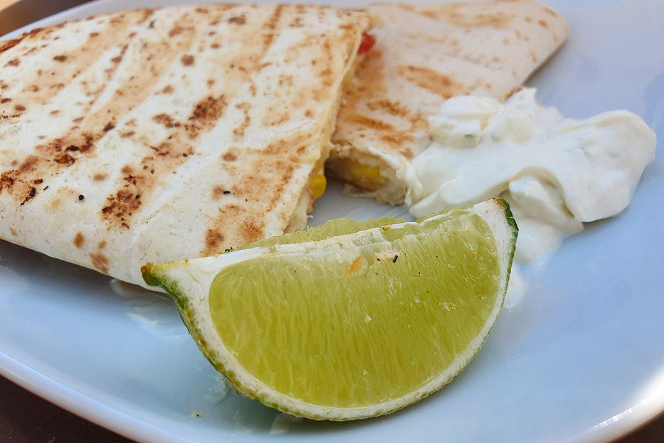 Quesadillas mit Limettenhähnchen