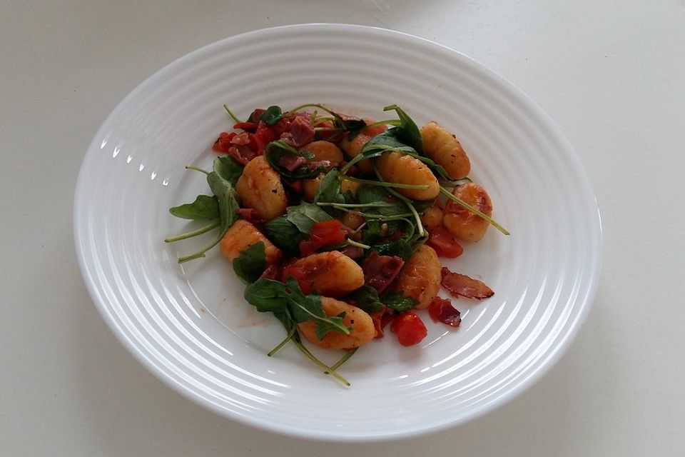 Gnocchi-Pfanne mit Rucola