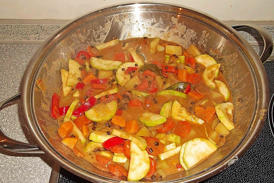 Süßkartoffel-Linsen-Curry