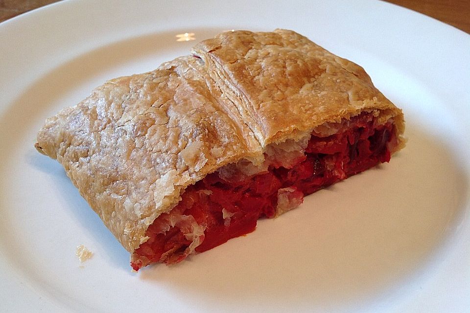 Rote Rüben Strudel