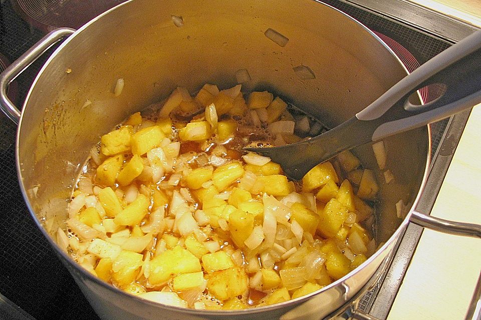 Ananas - Zwiebel - Chutney