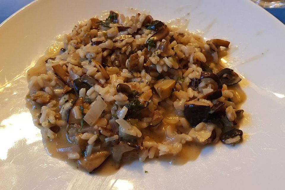 Waldpilzrisotto mit Weißwein