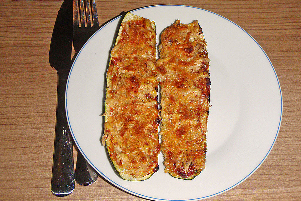 Zucchini-Pizza-Boote