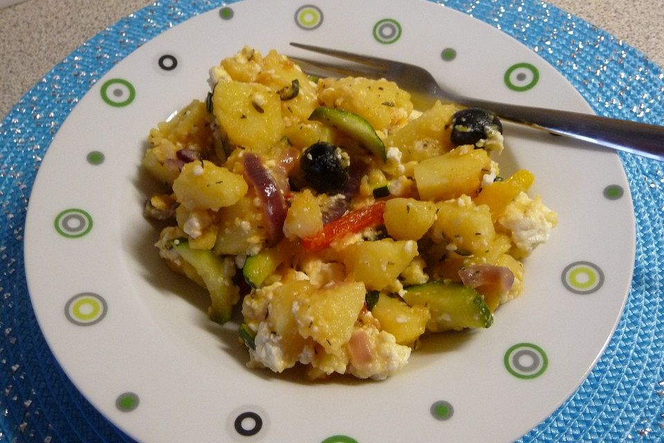 Mediterrane Kartoffelpfanne mit Feta