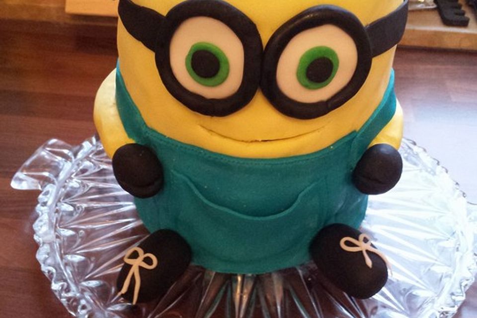 3D-Minion-Torte