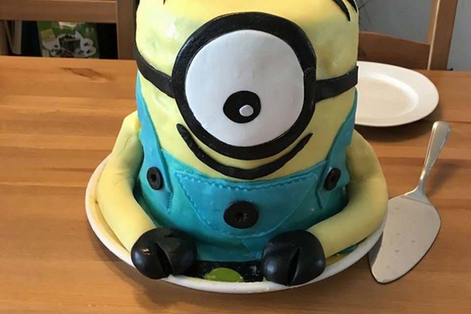 3D-Minion-Torte