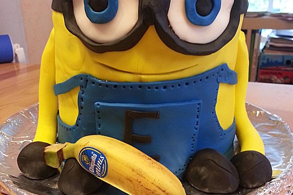 3D-Minion-Torte