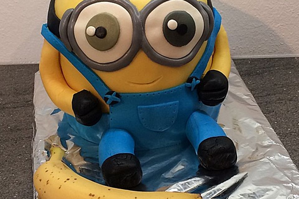 3D-Minion-Torte