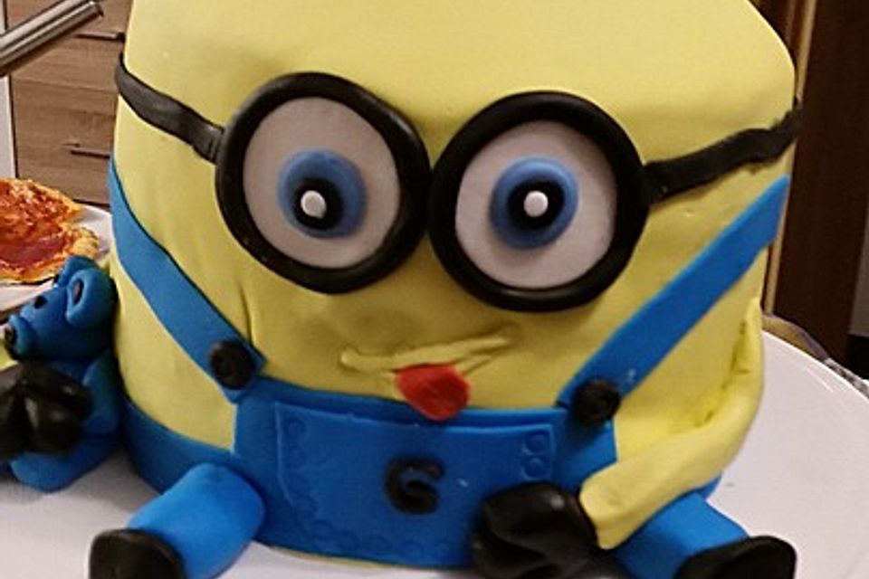 3D-Minion-Torte