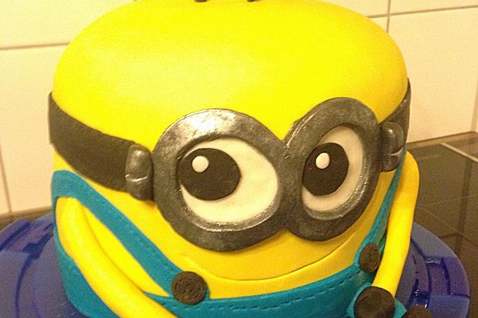 3D-Minion-Torte