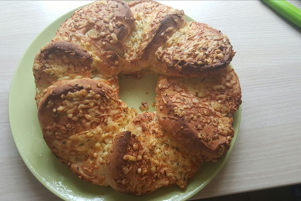 Selbstgebackenes Knoblauchbrot