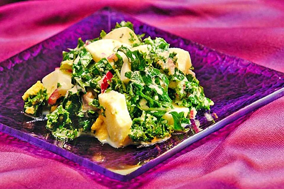 Grünkohlsalat mit Sardellen