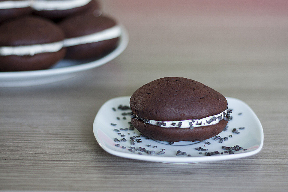 Marshmallow Whoopies