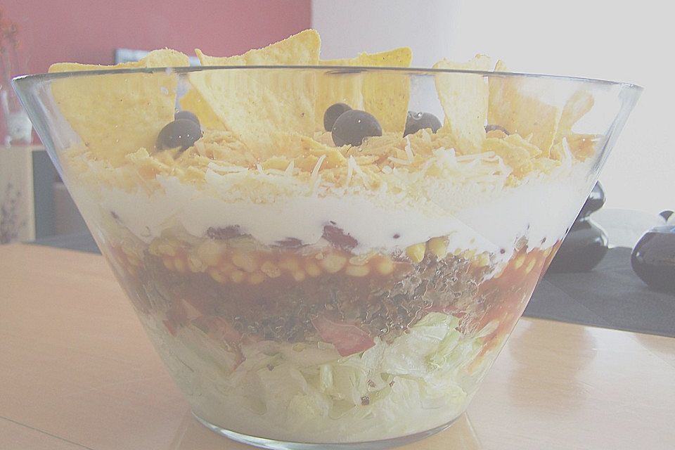 Mexikanischer Schichtsalat