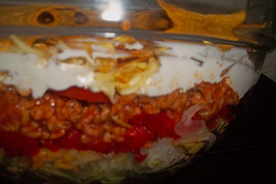 Mexikanischer Schichtsalat