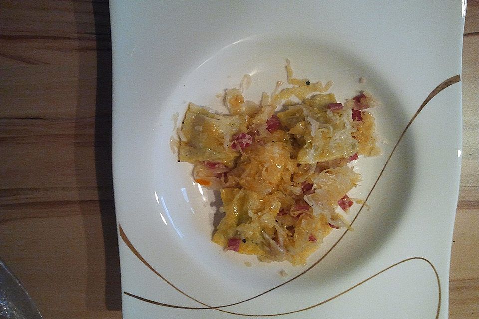 Maultaschen-Sauerkrautpfanne