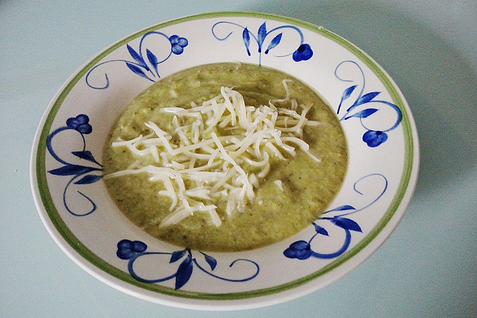 Brokkoli - Käse - Suppe