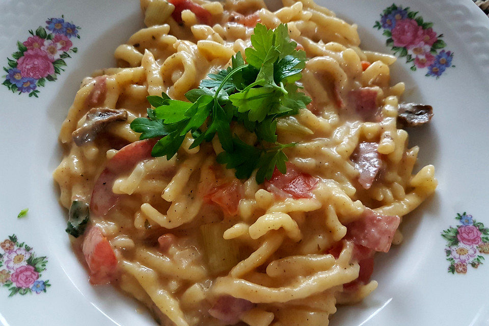 Vegetarische Paprika-Pilz-Pfanne