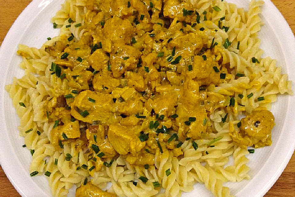 Curryhähnchen mit Spirelli