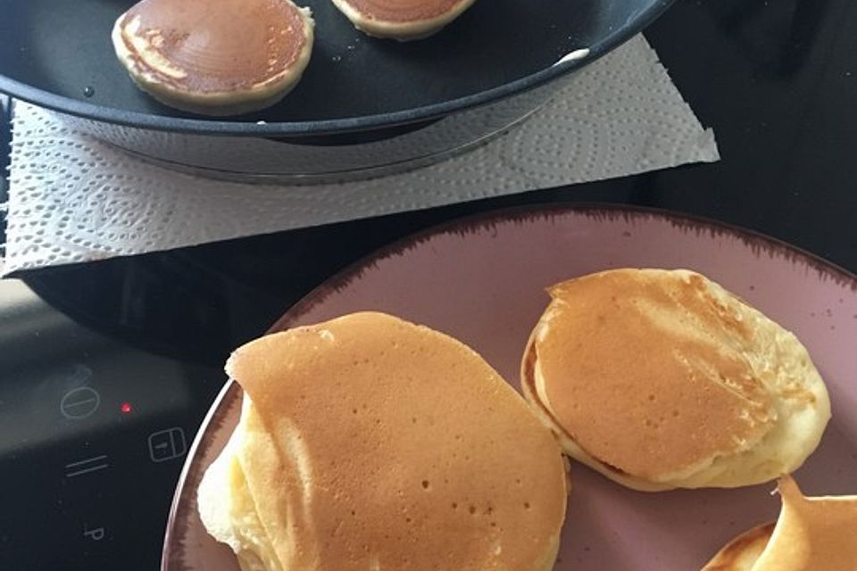 Mini-Pfannkuchen oder Pancakes