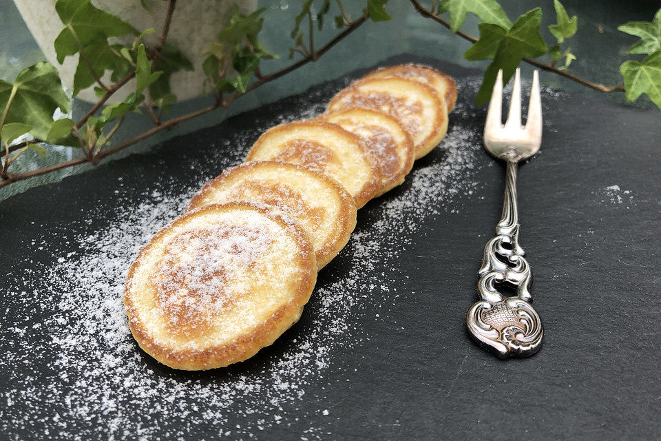 Mini-Pfannkuchen oder Pancakes