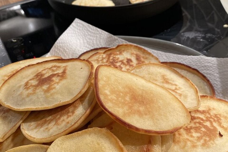 Mini-Pfannkuchen oder Pancakes